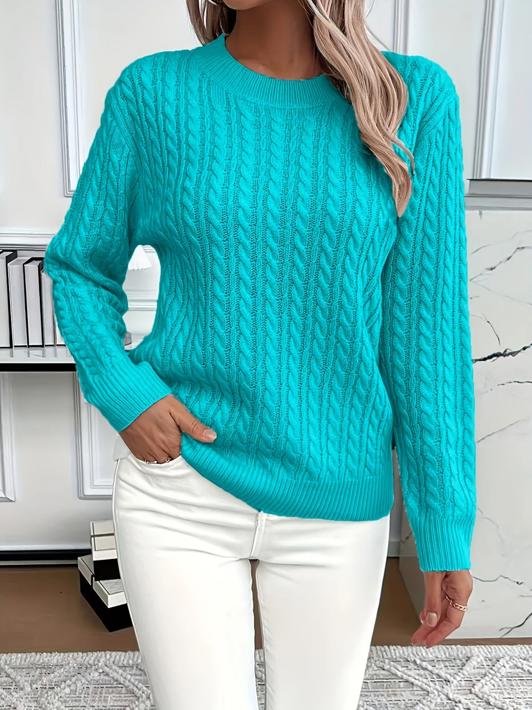 Aeron | Women Crew Cable Knit Pullover