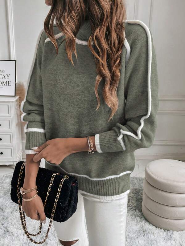 Kensley | Women's Green Contrast Stripe Drop Shoulder Turtleneck Sweater