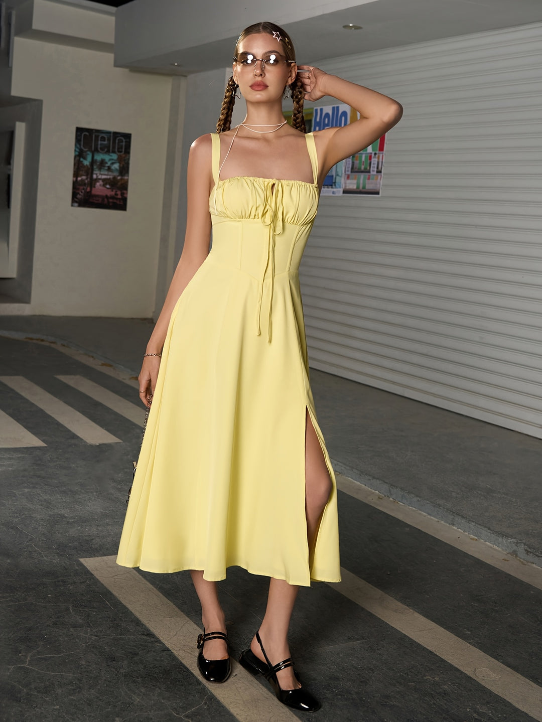 Elegant Blue Plus Size Homecoming Dress for Women with Sweetheart Neckline Sleeveless Corset Bodice Side Slit Fitted Style