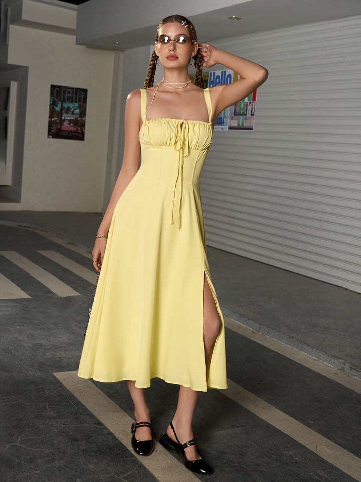 Elegant Blue Plus Size Homecoming Dress for Women with Sweetheart Neckline Sleeveless Corset Bodice Side Slit Fitted Style