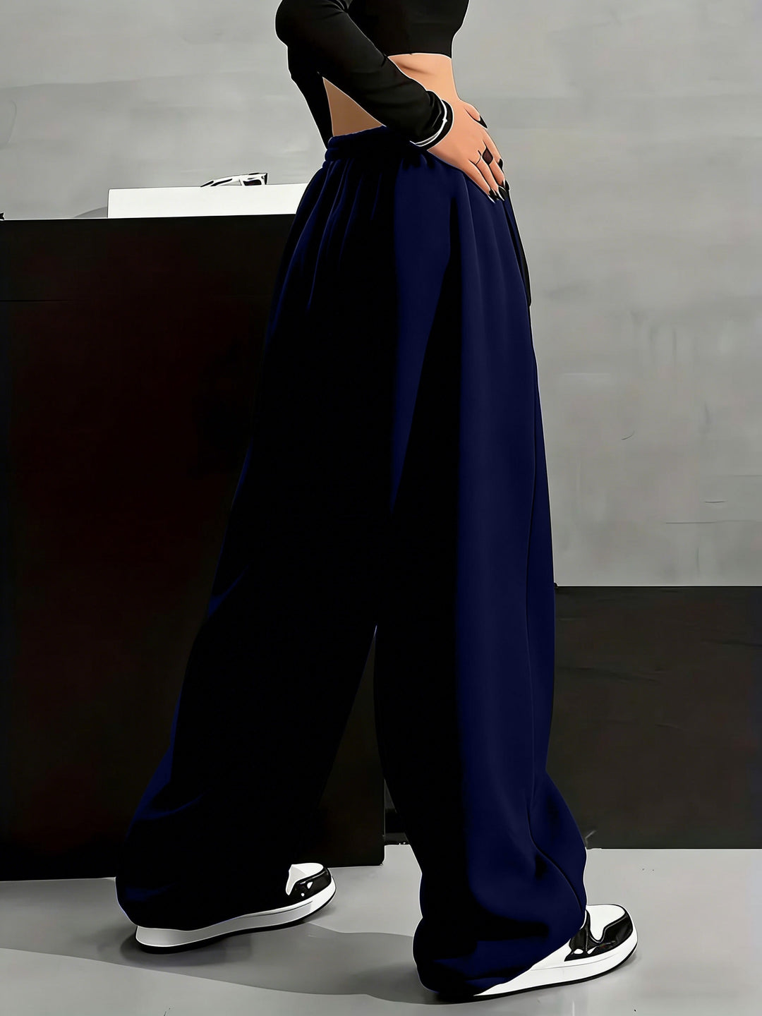 Stylish Geometric Fleece Casual Pants for Women with Plus Size Flowy Style