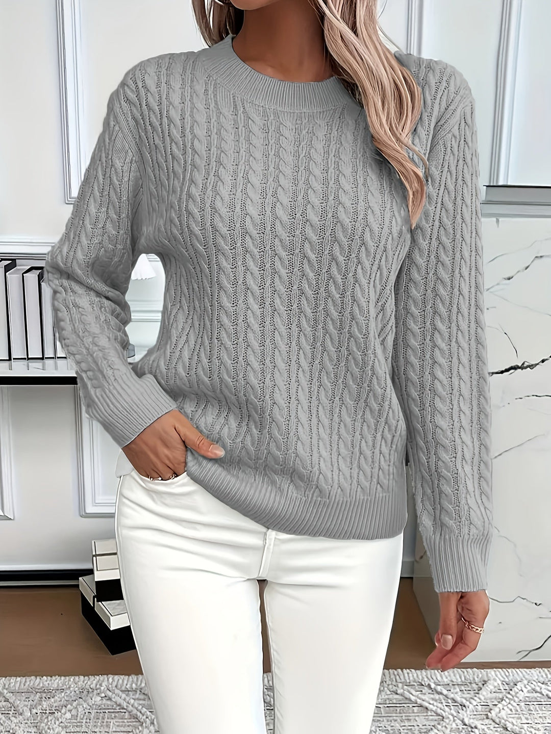 Aeron | Women Crew Cable Knit Pullover