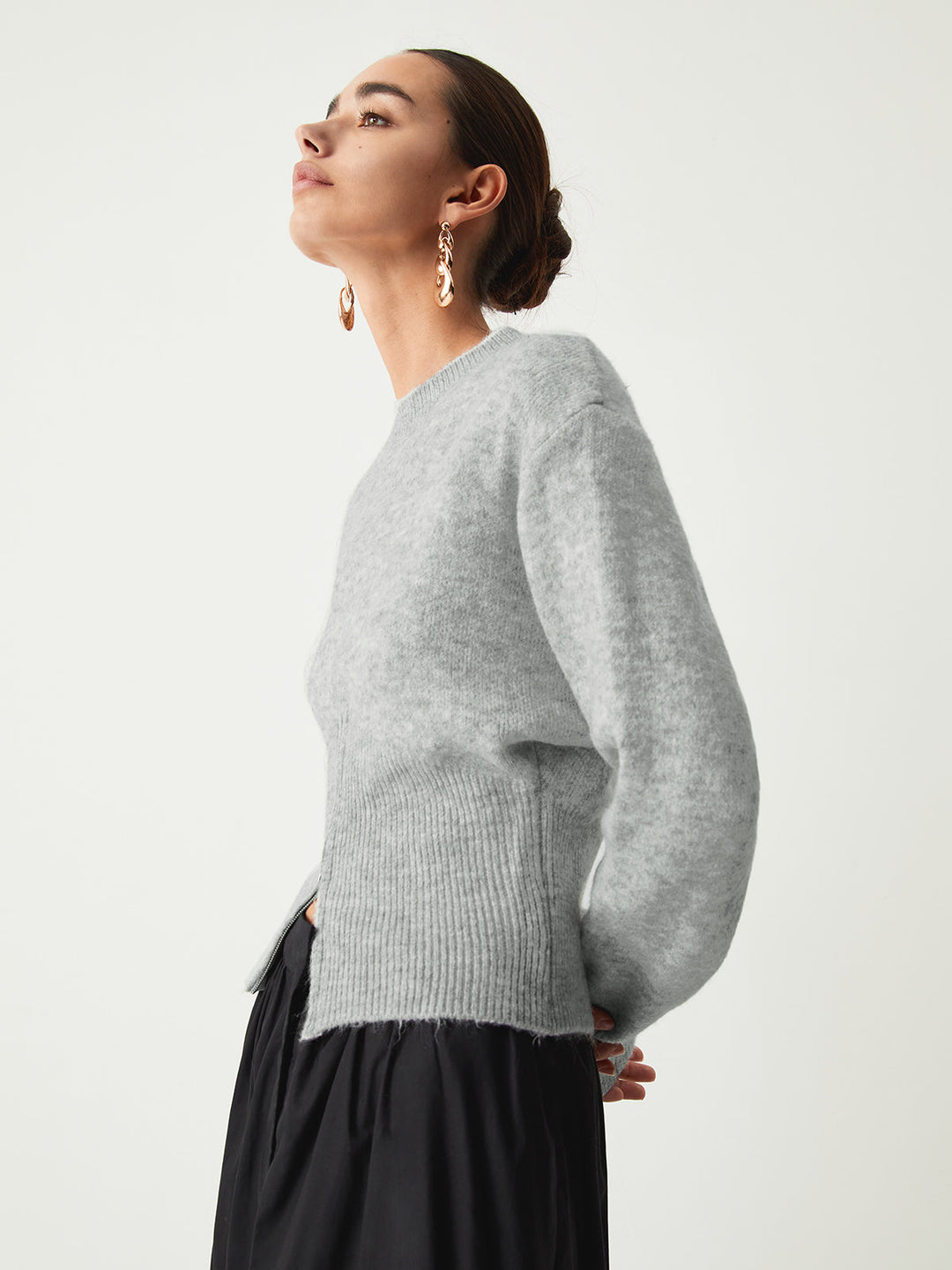 Brynhild | Women Hem Zip Knit Sweater