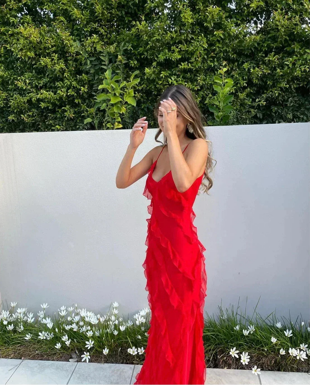 Eirwen | Women Ruffle Strap Red Dress
