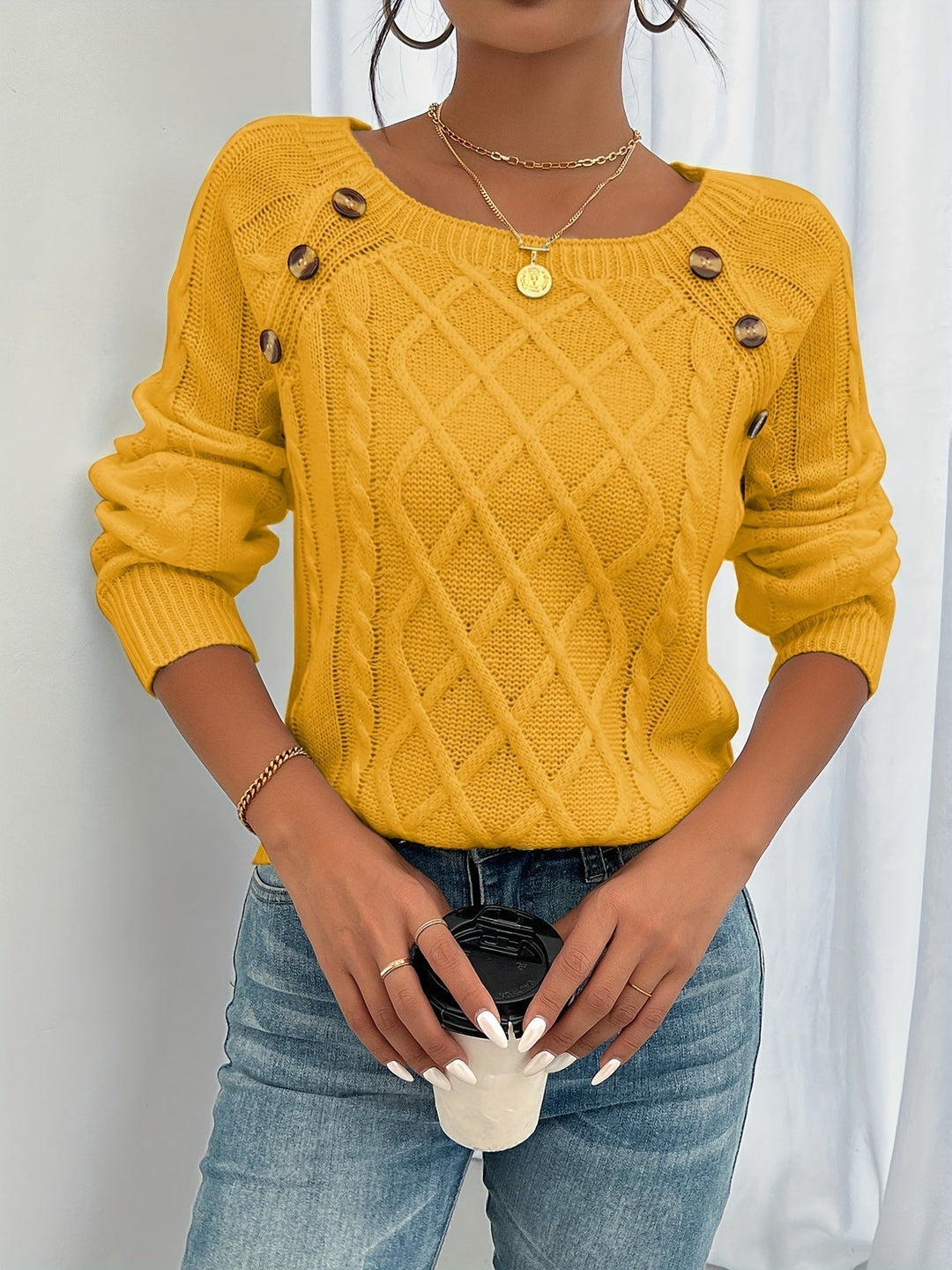 Beatriz | Women Button Shoulder Cable Knit Sweater