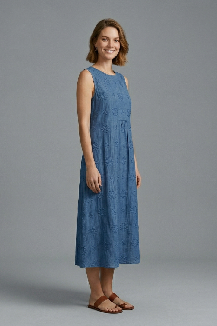 Neve | Women Textured Midi Denim Dress