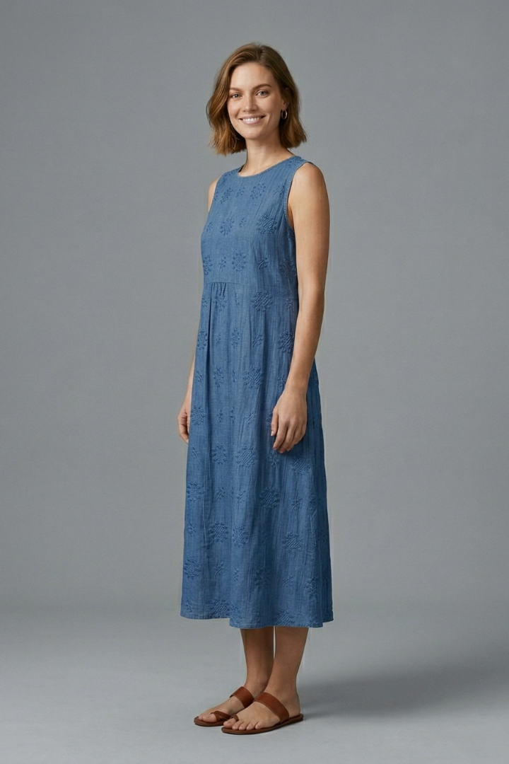 Nest | Women Sleeveless Midi Denim Dress