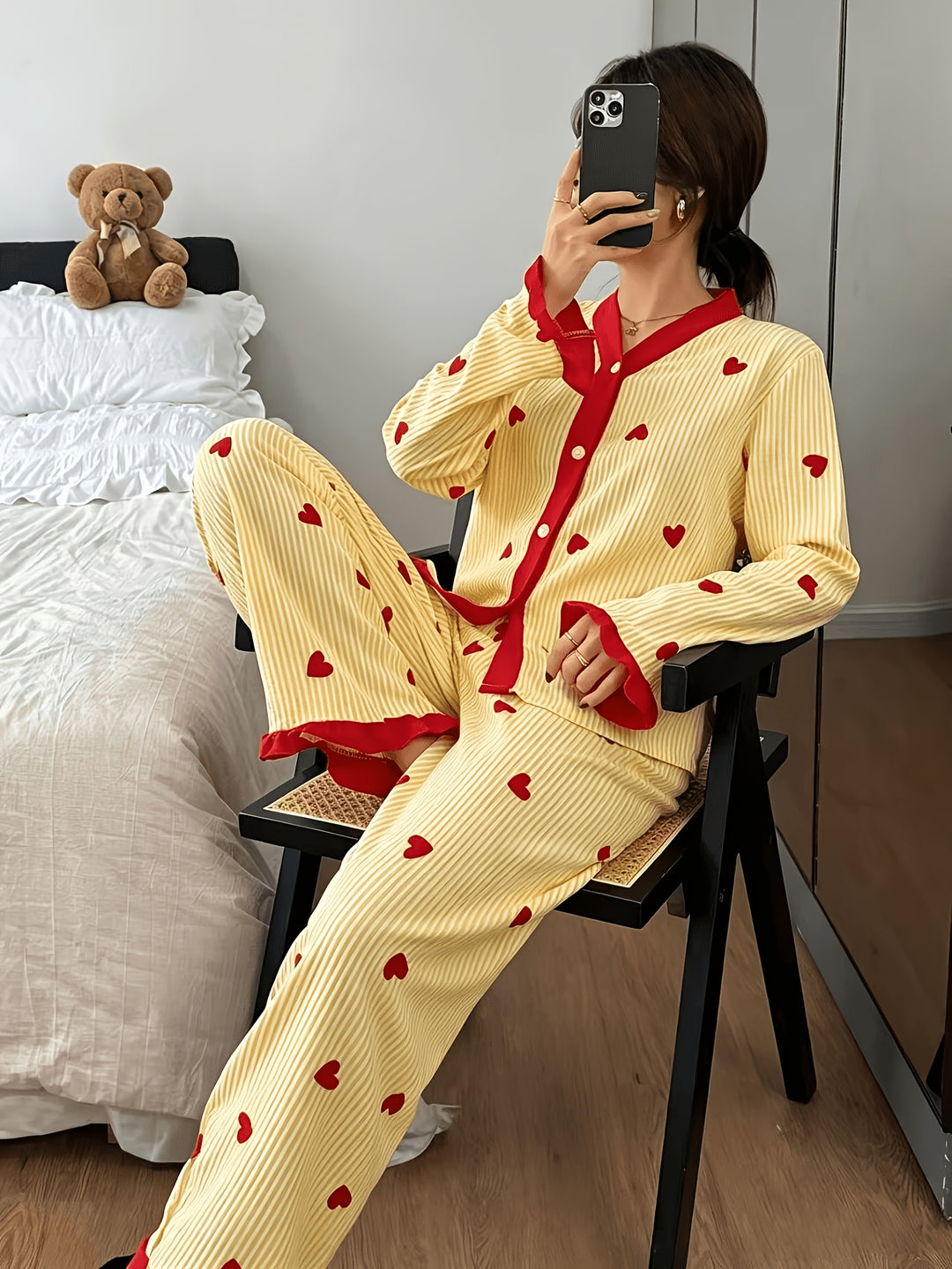 Effortless Heart Pajamas for Women with V Neck Long Sleeve Contrast Cuff Casual Style