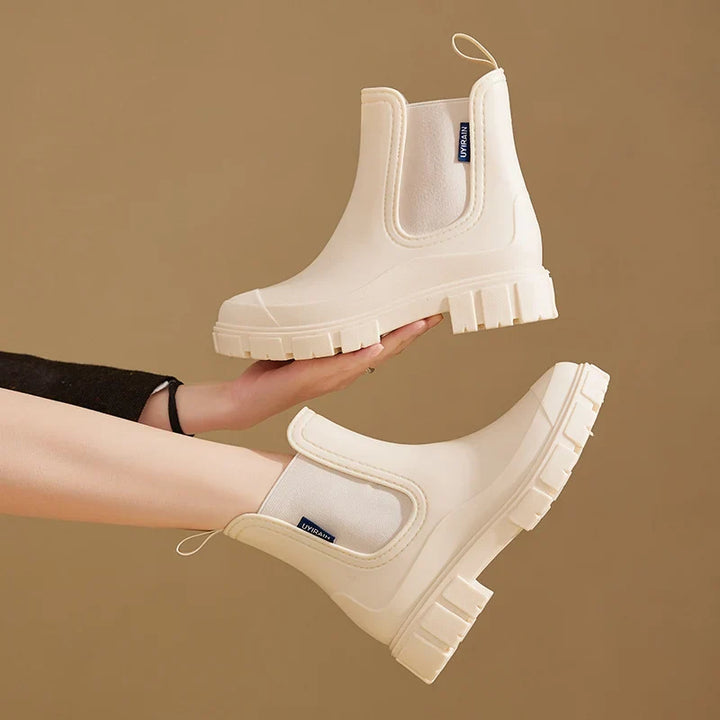 Waterproof Rubber Round Toe Chunky Lug Sole Chelsea Rain Boots