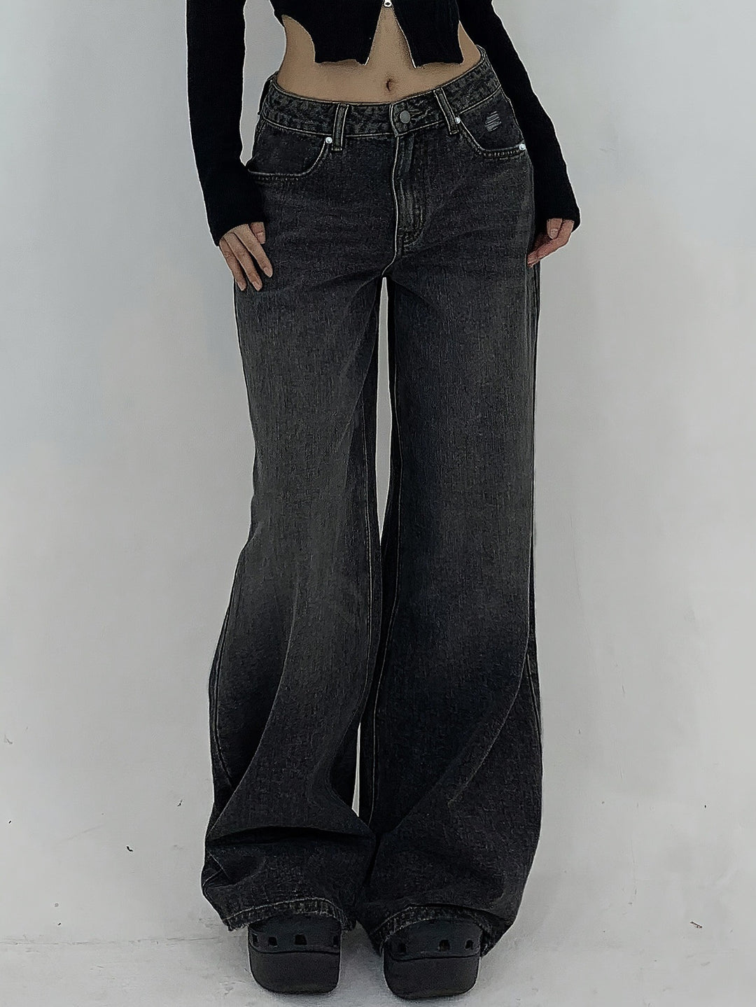 Stylish Denim Baggy Jeans for Women with Ultra Relaxed Plus Size Flowy Oversized Casual Style