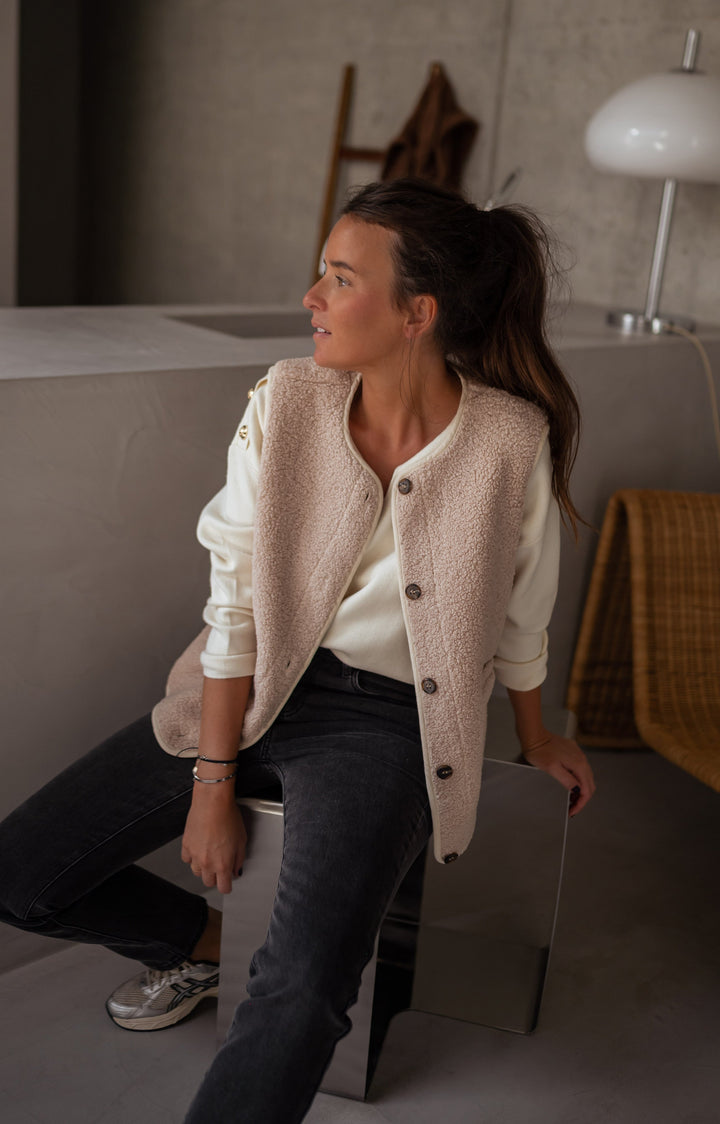 Teagan | Women's Beige Crew Neck Pockets Casual Vest
