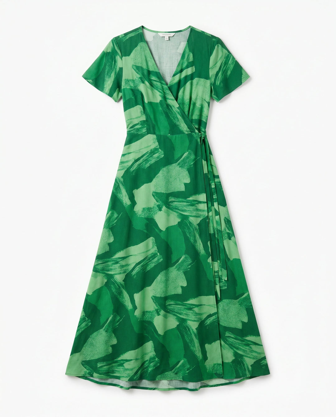 Elegant Green Floral Satin Plus Size Wedding Guest Dress for Women with V Neck Short Sleeve Style