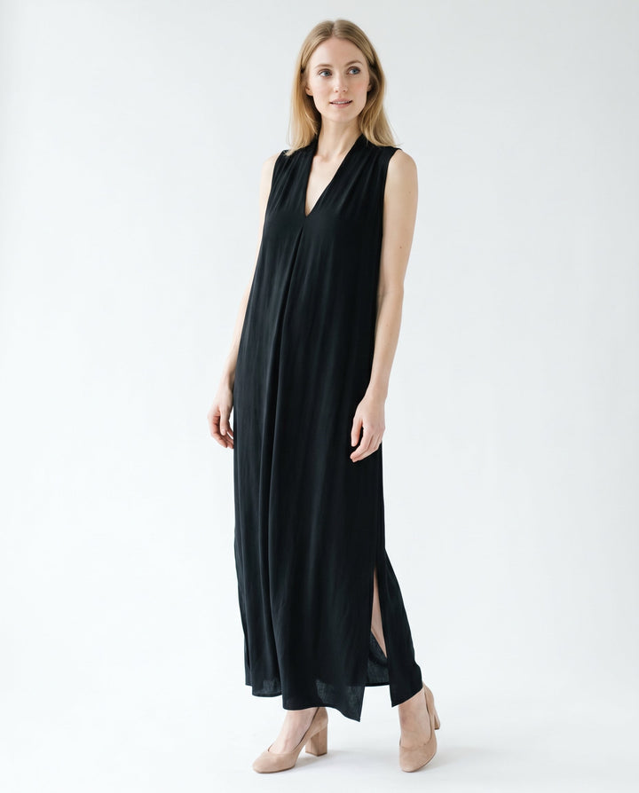 Alana | Women's V Neck Sleeveless Bridesmaid Maxi Dress