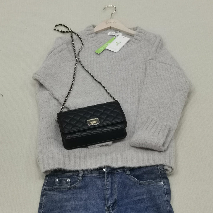 Oaklee | Women's Cream Chunky Knit Drop Shoulder Pocket Sweater