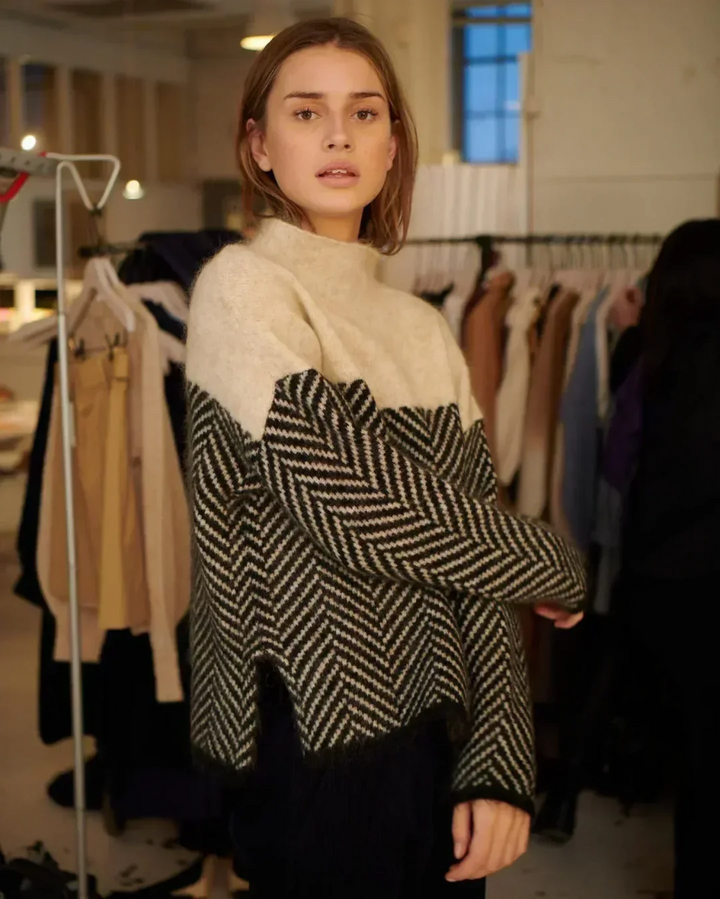 Comfortable Herringbone Knit Sweater